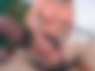 Live cam show with IsadoraDunkan - Middle Aged on xxxlivecams.org
