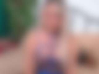 Live cam show with IsadoraDunkan - Mature on instabang