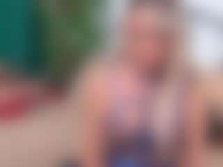 Live cam show with IsadoraDunkan - Fuck on hotwifechat.live