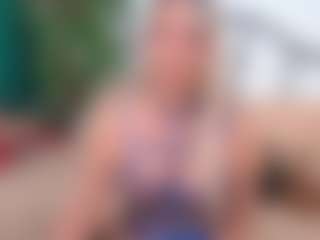 Live cam show with IsadoraDunkan - Moaning on alttransgirls