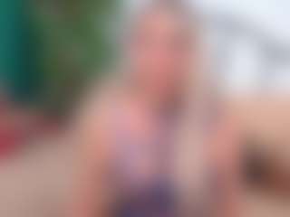 Live cam show with IsadoraDunkan - Athletic Middle Aged on googirlz