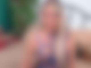 Live cam show with IsadoraDunkan - Blonde Hair Middle Aged on hotwifechat.live
