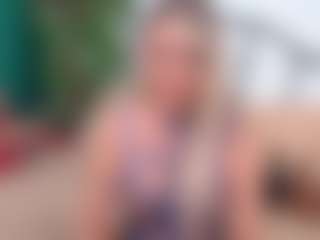 Live cam show with IsadoraDunkan - Gray Eyes on Camsoda Late Night