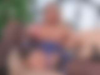 Live cam show with IsadoraDunkan - Athletic Middle Aged on Adult Interactions