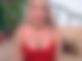 Live cam show with IsadoraDunkan - Asian Granny on Pornisteam.com