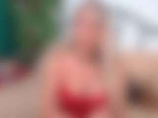 Live cam show with IsadoraDunkan - Handjob on TastyBlacksLive