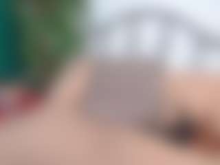 Live cam show with IsadoraDunkan - Oil on Cam Slut