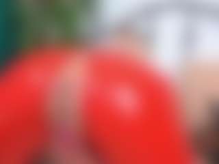 Live cam show with IsadoraDunkan - Shaved on Soda Cam