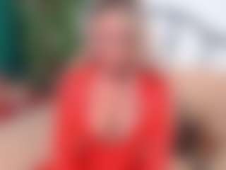 Live cam show with IsadoraDunkan - Interactivetoy Granny on Chatstar