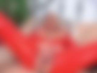 Live cam show with IsadoraDunkan - Sex on chickslive.net
