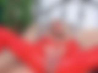Live cam show with IsadoraDunkan - Mature Middle Aged on Camsoda
