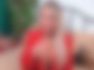 Live cam show with IsadoraDunkan - Mature on Soda Cam