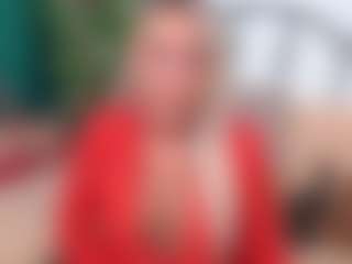 Live cam show with IsadoraDunkan - Spy Granny on Camming Site