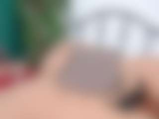 Live cam show with IsadoraDunkan - Spy Granny on Camsoda