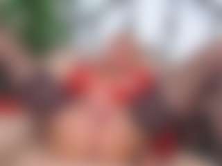 Live cam show with IsadoraDunkan - Interactivetoy Granny on hotwifechat.live