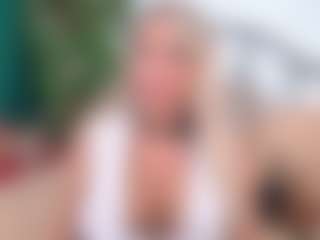 IsadoraDunkan's Live Sex Cam Show