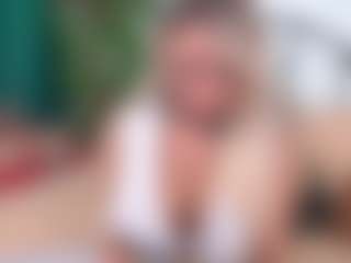 IsadoraDunkan's Live Sex Cam Show