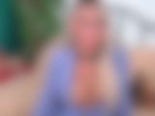 Live cam show with IsadoraDunkan - Gray Eyes on TeamSkeetLive