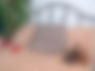 Live cam show with IsadoraDunkan - Trimmed Granny on TeamSkeetLive