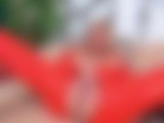 Live cam show with IsadoraDunkan - Mature on Streamer API