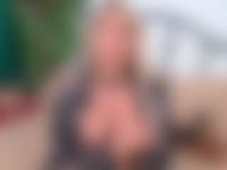 IsadoraDunkan's Live Sex Cam Show