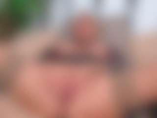 Live cam show with IsadoraDunkan - Full Nudity on Gym Cam Girls