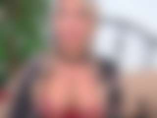 IsadoraDunkan's Live Sex Cam Show
