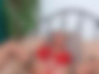 Live cam show with IsadoraDunkan - Gray Eyes on Milfs Live