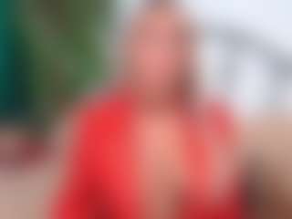 Live cam show with IsadoraDunkan - Fuck on Livezox