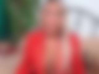 Live cam show with IsadoraDunkan - Asian Granny on Dolls Live