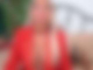 Live cam show with IsadoraDunkan - Blonde Hair Middle Aged on boobsie.com