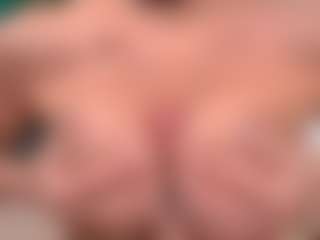 Live cam show with IsadoraDunkan - Asian Granny on mypornchat.com
