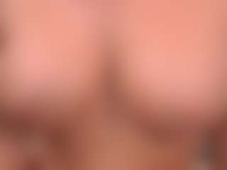 Live cam show with IsadoraDunkan - Domination on 1on1-livenow