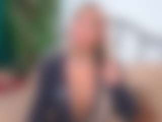 Live cam show with IsadoraDunkan - Granny Lovense on studioflirtlive.com