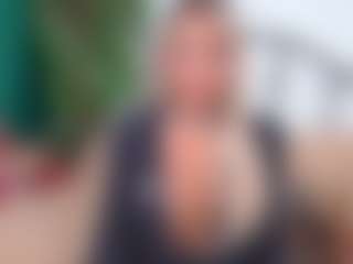 Live cam show with IsadoraDunkan - Mature on chickslive.net