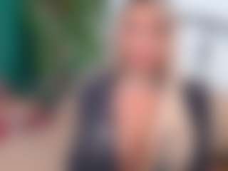 Live cam show with IsadoraDunkan - Athletic Middle Aged on Hubzter Live