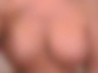 Live cam show with IsadoraDunkan - Athletic Dildo on Camsoda