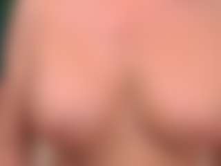 Live cam show with IsadoraDunkan - Shaved on Camsoda