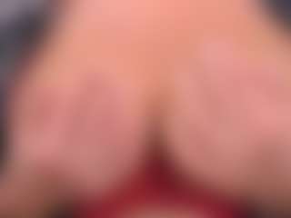 Live cam show with IsadoraDunkan - Blonde Hair Shaved Pussy on Camsoda
