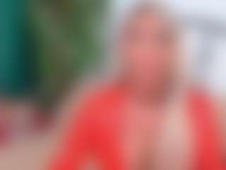 Live cam show with IsadoraDunkan - Shaved on SpunkLive