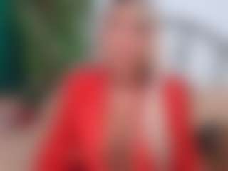 Show de câmera ao vivo com IsadoraDunkan - Striptease Granny no Camsoda