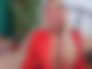 Live cam show with IsadoraDunkan - Gray Eyes on madthumbs