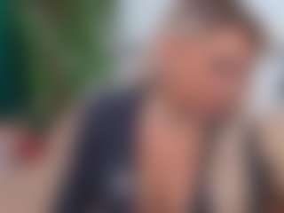 Live cam show with IsadoraDunkan - Granny Blonde Hair on Camsoda