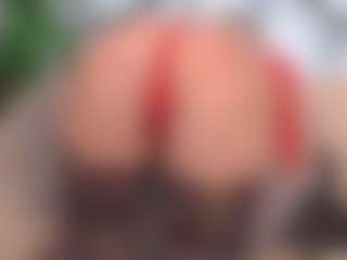 Live cam show with IsadoraDunkan - Fuck on CamSodaAdn