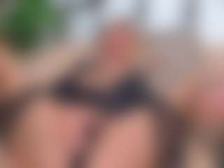 Live cam show with IsadoraDunkan - Stockings on Streamer API