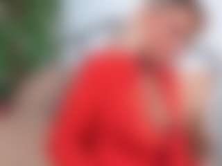 Live cam show with IsadoraDunkan - Blonde Hair on StripNow