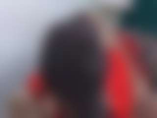 Live cam show with IsadoraDunkan - Mature on Camming Site