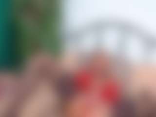Live cam show with IsadoraDunkan - Athletic Middle Aged on Cam Slut