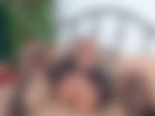 Live cam show with IsadoraDunkan - Blonde Hair Middle Aged on Camsoda