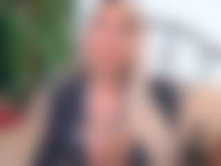 Live cam show with IsadoraDunkan - Granny Dildo on Camsoda